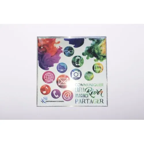 Kit de Nettoyage Personnalisé Spray + Microfibre + Tournevis