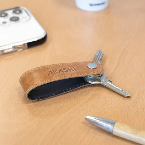 PORTE-CLE VIS EN CUIR VERITABLE MARRON CLAIR - MADE IN EUROPE