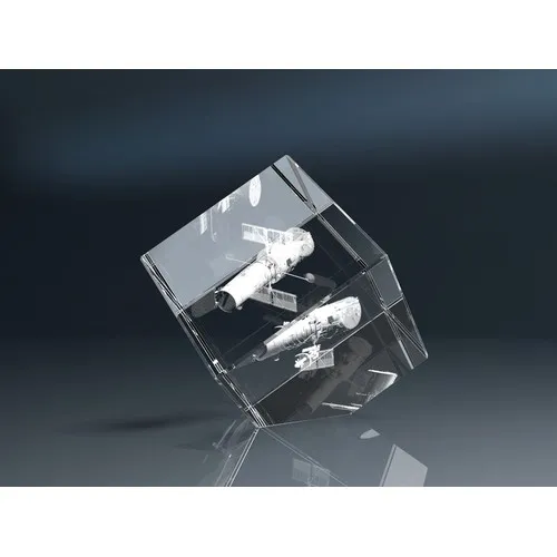 Cube en Verre Optique 100mm Gravure 3D - Trophée Prestige Personnalisé