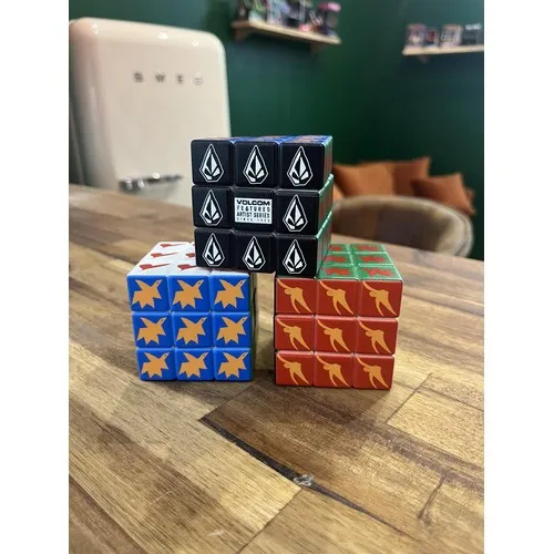 Cube Magique Personnalisable - Casse-tête Publicitaire sur Mesure