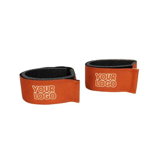 Attache-skis personnalisable avec scratch - Communication en station