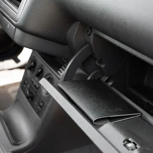 PORTE-PASSEPORT / CARTE GRISE / ASSURANCE EN SIMILI-CUIR NOIR GRAINE- MADE IN EUROPE