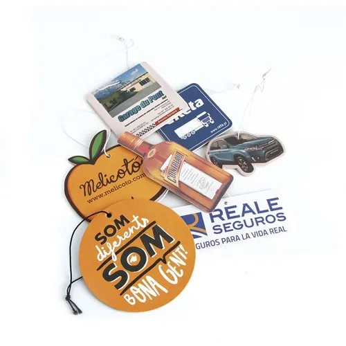 Désodorisant voiture cartonné personnalisé avec logo entreprise