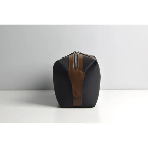 Trousse de toilette cuir personnalisable haut de gamme