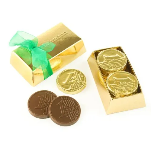 Mini brique avec des pièces en euros