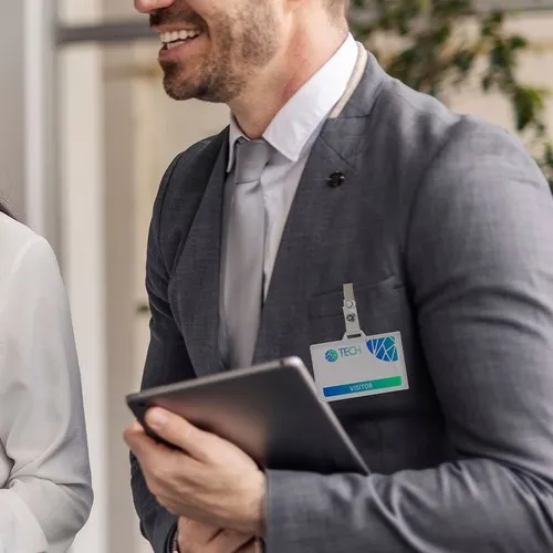 Badge d'Identification Rigide avec Pince - Format Paysage