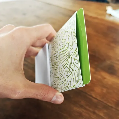 Bloc-notes repositionnable avec réglette coulissante