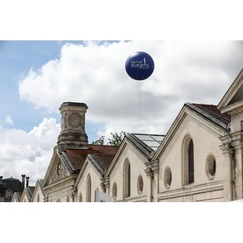 Ballon Publicitaire Géant Personnalisé - Impact Visuel Maximal