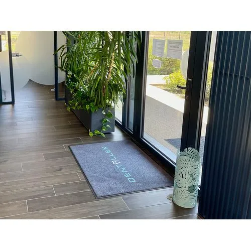 Tapis logo - Haut de gamme