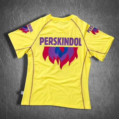 Tee-shirt de sport sur mesure personnalisable - Création 100% libre