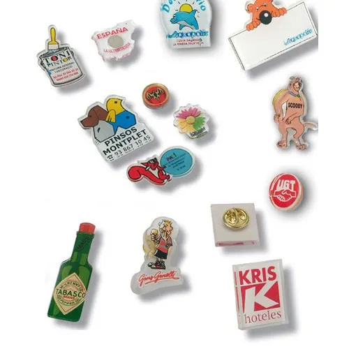 Pin's Plexiglass Personnalisés - Forme et Taille sur Mesure