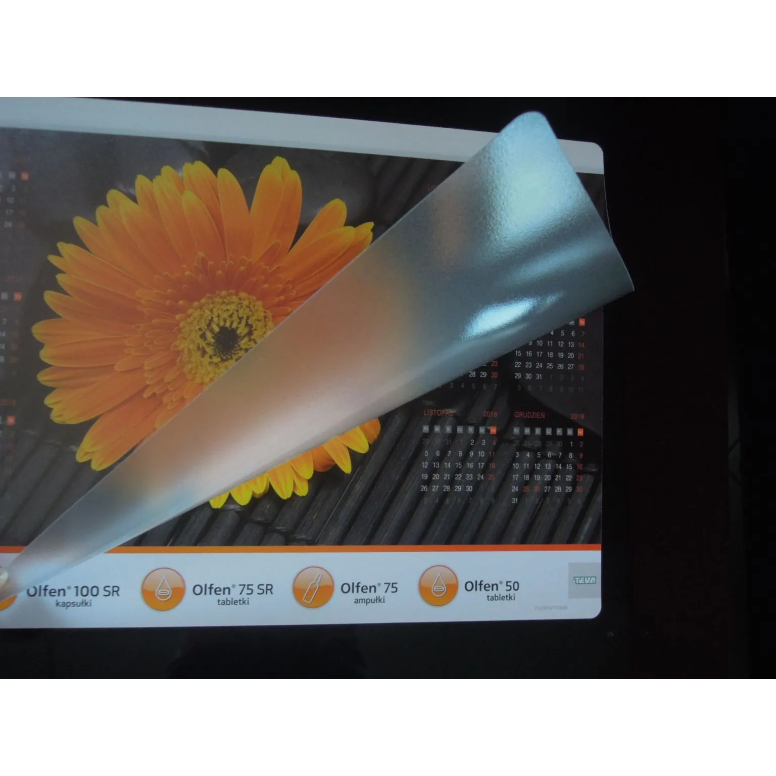 Sous-mains pliables publicitaires avec pochettes - Support de bureau multifonction