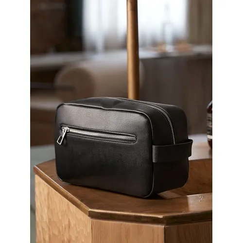 Tailored Luxe Wash Bag