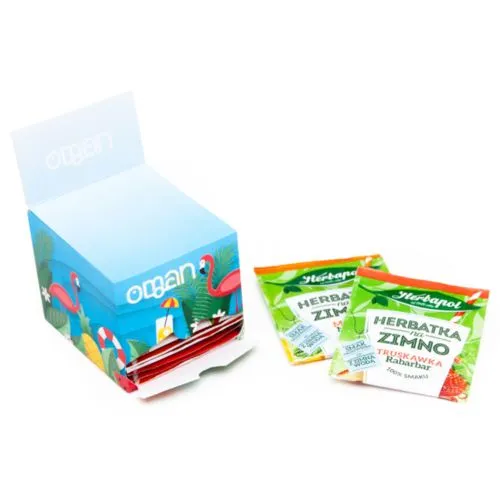 Thé rafraîchissant en présentoir