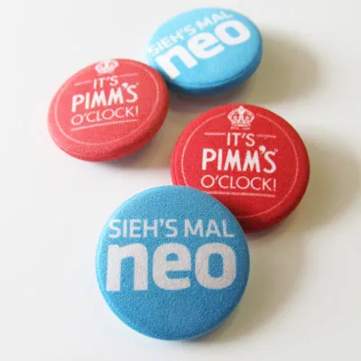 Badge nettoie écran