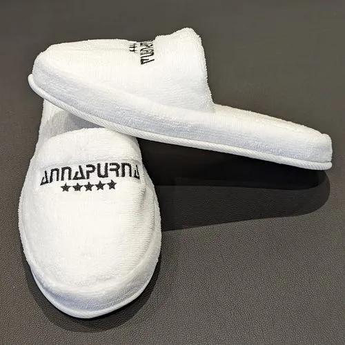 Chaussons de luxe en velours éponge avec broderie personnalisée