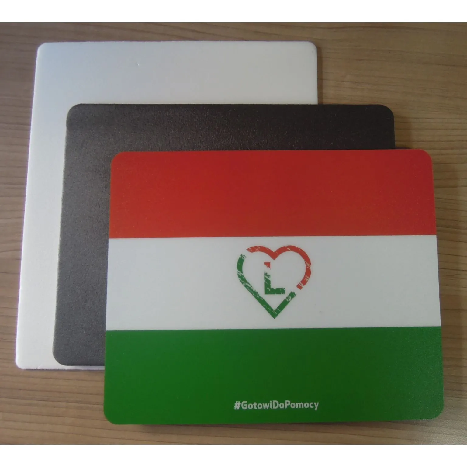 Tapis de souris personnalisable - Collé et découpé sur mesure