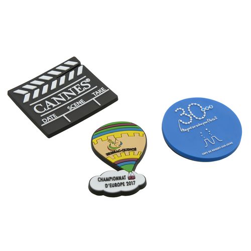 Magnet PVC 2D personnalisé - Injection 4 couleurs sur mesure