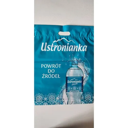 Sacs plastique personnalisés avec poignées découpées renforcées