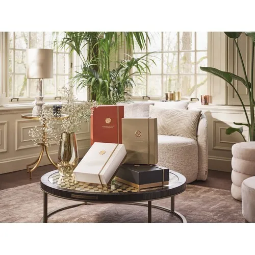 Coffret Cadeau Parfumé Sweet Jasmine - Bougie, Bâtonnets & Spray