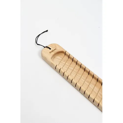 Planche à baguette en frêne personnalisable – 16 rainures de coupe