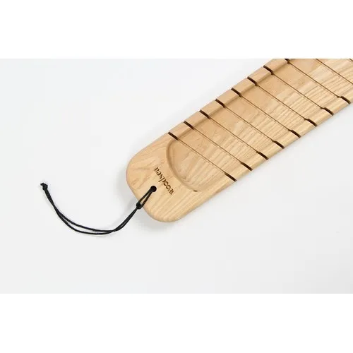 Planche à baguette en frêne personnalisable – 16 rainures de coupe