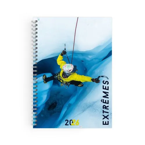 CARNET SPIRALE COUVERTURE SOUPLE - MAXI 210 x 297 mm - COUVERTURE 380g SATIMAT AVEC PELLICULAGE BRILLANT PAGE 1 ET 4 - BLOC DE 50 FEUILLES 80g OFFSET - SANS IMPRESSION - SPIRALE BLANCHE - A GAUCHE