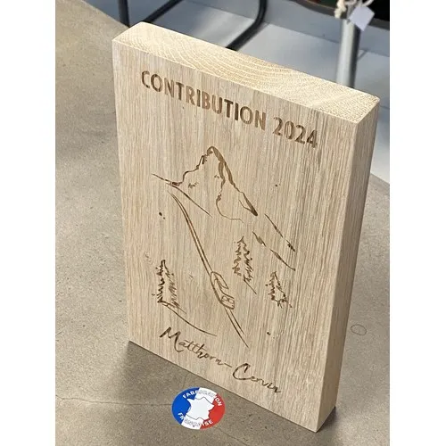 Trophée en Chêne Massif Made in France - Gravure Laser Personnalisée