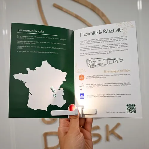 Lampe de Lecture 3-en-1 Française - Objet Publicitaire Innovant