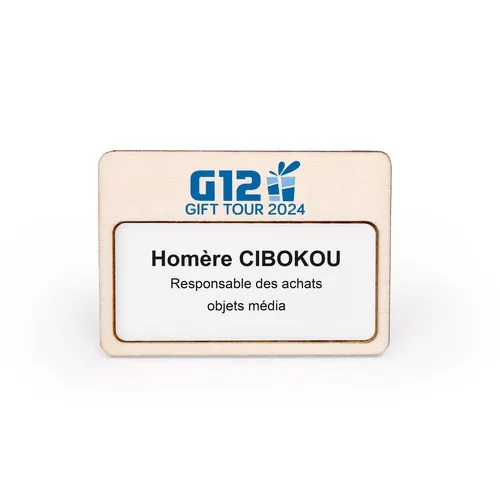 Badge nominatif imprimé avec étiquettes imprimées