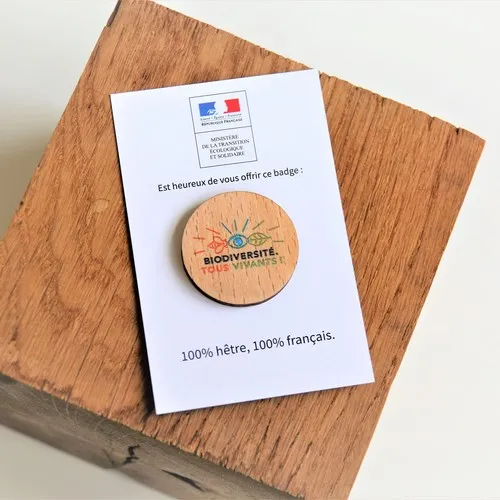 Badge Tourond aimant taille M imprimé avec carte standard