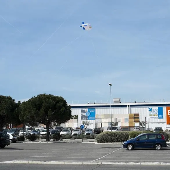Zeppelin publicitaire gonflable sur mesure à l'hélium