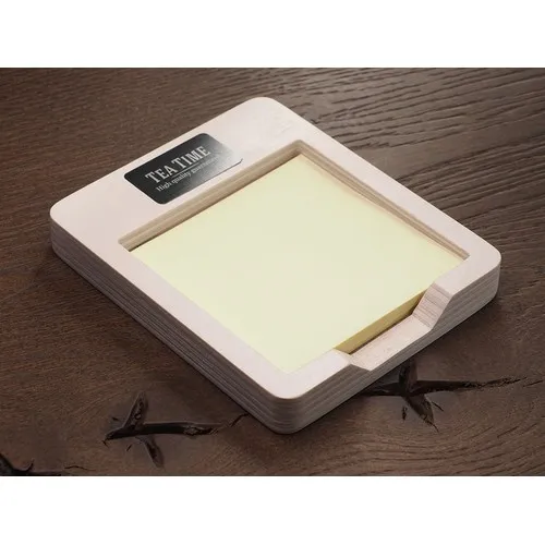 Boîte à cartes mémo en bois