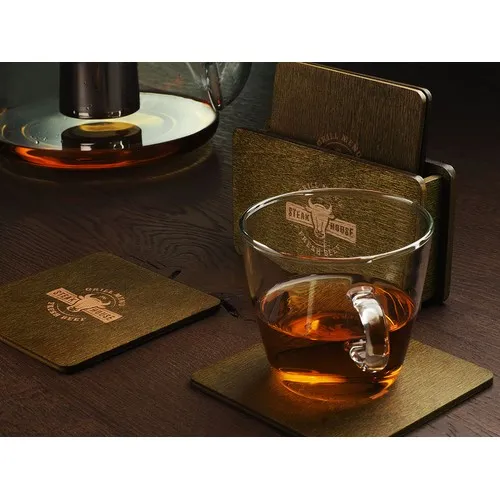 Boîte en bois avec 4 sous-verres