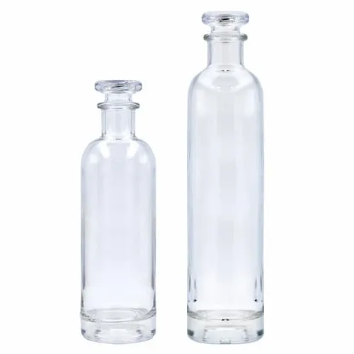 BOTIK grande bouteille en verre avec bouchon transparent. 750 ml. Non personnalisé