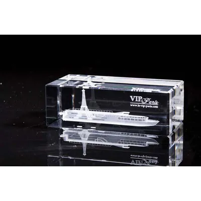 Trophée Laser 3D Personnalisé avec Coffret Cadeau