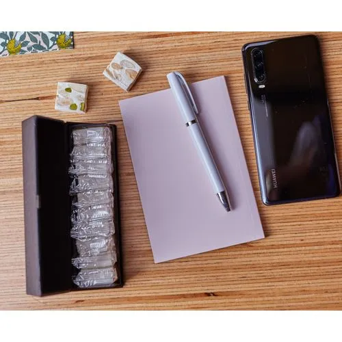 Coffret Délicatesse personnalisé 10 Nougats emballés individuellement