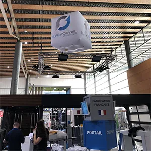 Fabrication de cube et formes spéciales gonflable.