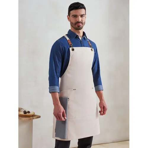 Apron with 'Clip “n” clasp' back