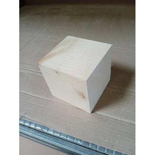 Cube Trophée Bois Épicéa Personnalisable Made in France