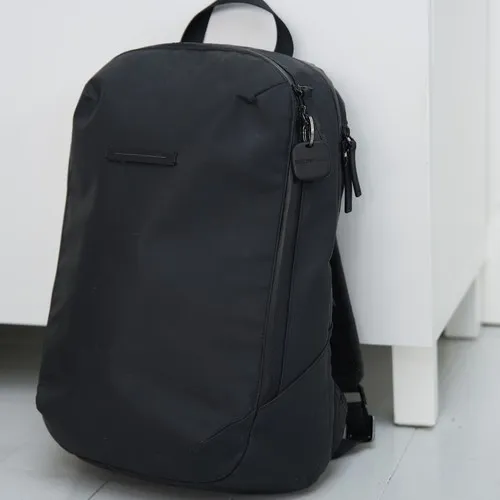 Tracker Universel Rechargeable Éco-Responsable Personnalisable