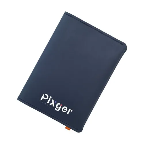 Recycled Leather Passport Holder étui à passeport