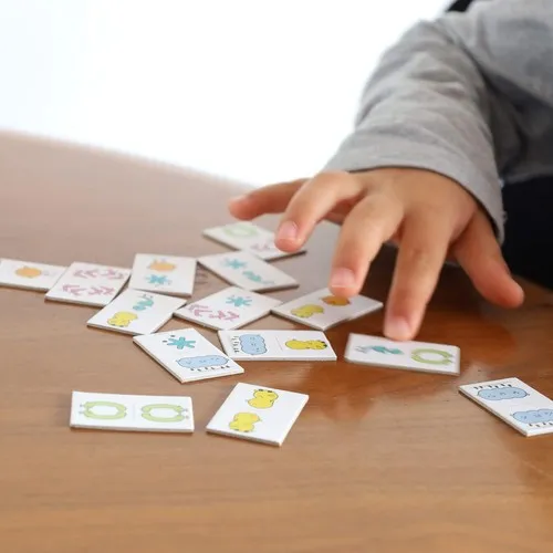 DOMINOS SUR CARTON 28 PIÈCES AVEC EMBALLAGE PERSONNALISABLE