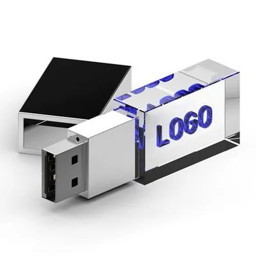 Clé USB cristal et capuchon