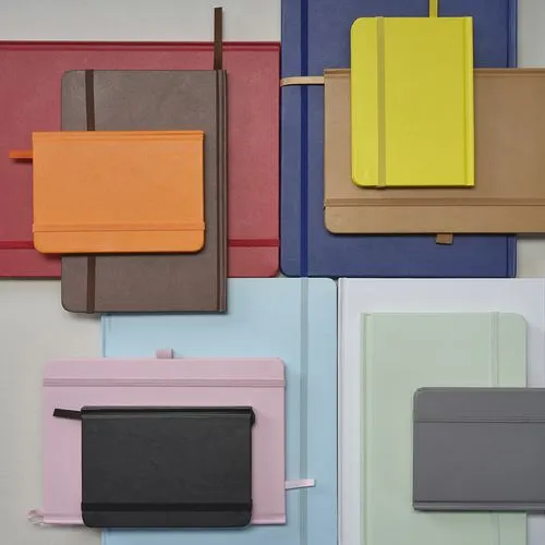 Carnet Marquez A4 couverture rigide, 240p recyclées 70g/m²