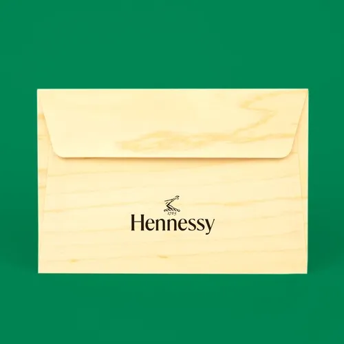 Enveloppe en bois retangulaire imprimée