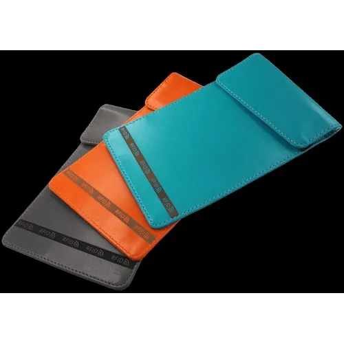 Étui de blocage du signal RFID