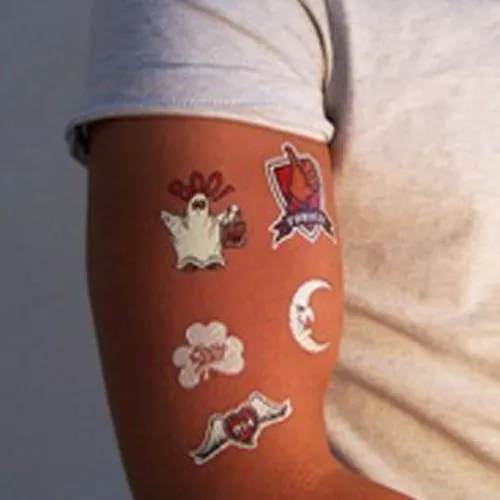 Tatouage temporaire luminescent personnalisé 40x40mm