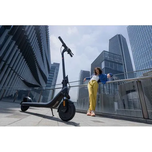 Trottinette Électrique Personnalisable E2 - Mobilité d'Entreprise
