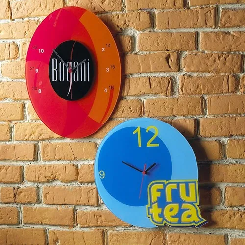 HORLOGE MURALE ACRYLIQUE PERSONNALISABLE